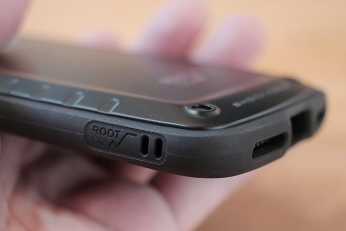 レビュー ゴツ感がたまらん Iphone 7用耐衝撃ケース Root Co Gravity Shock Resist Case Pro Moooii