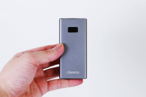 【レビュー】『cheero Power Plus 5 10000mAh 』コンパクトでもパワーあり！デジタルインジケーター搭載のモバイルバッテリー