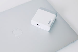 【レビュー】『cheero USB-C PD Charger 60W』MacBook Proにもおすすめする150gの軽量電源アダプタ